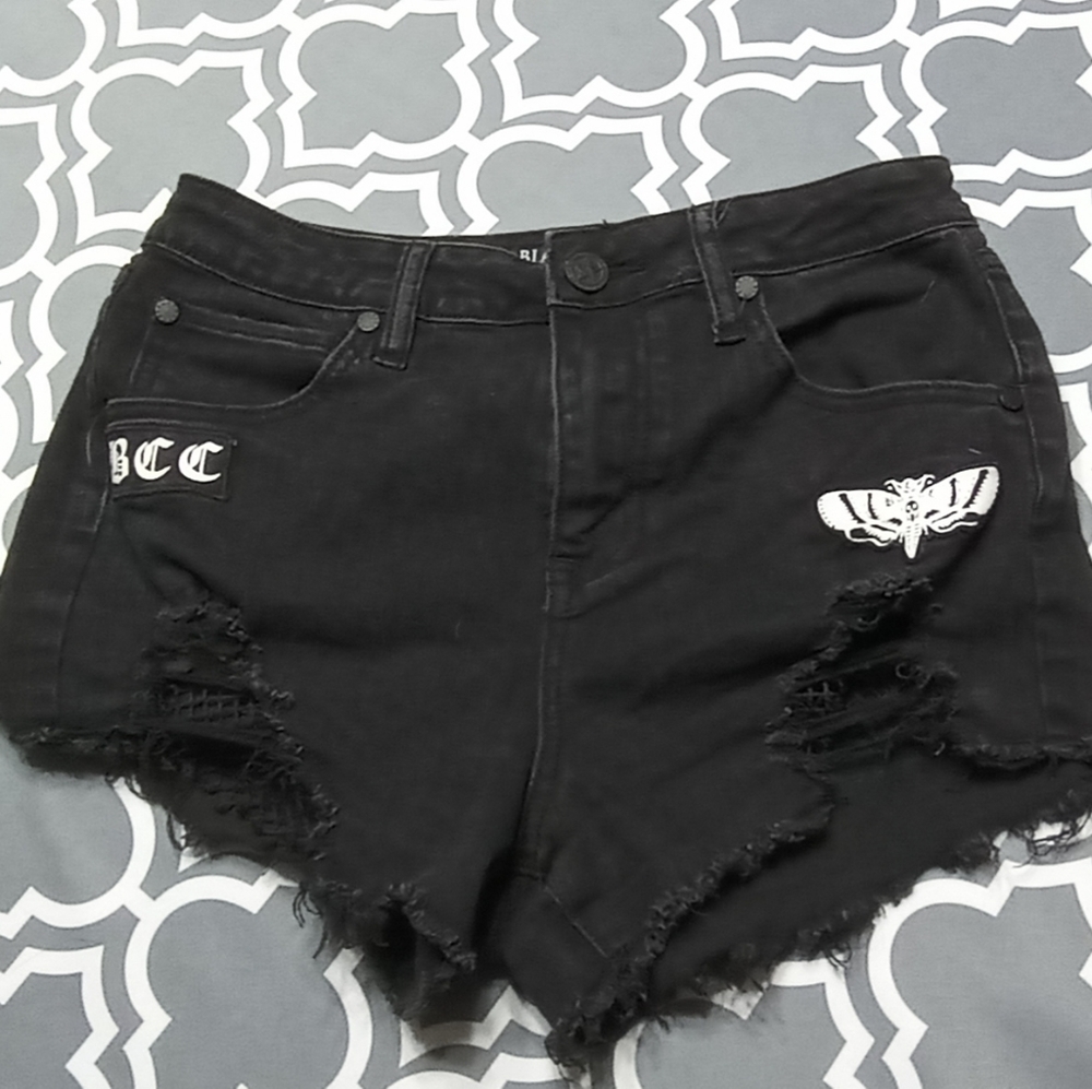 Short shorts